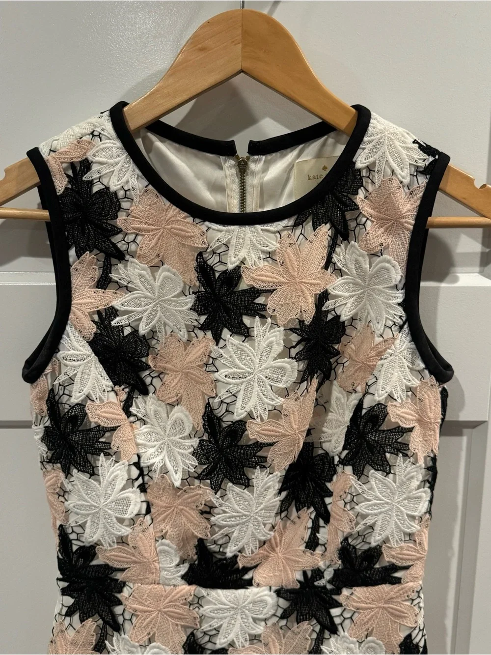 NEW Kate Spade NY Tiger Lily Lace Sheath dress size 0
